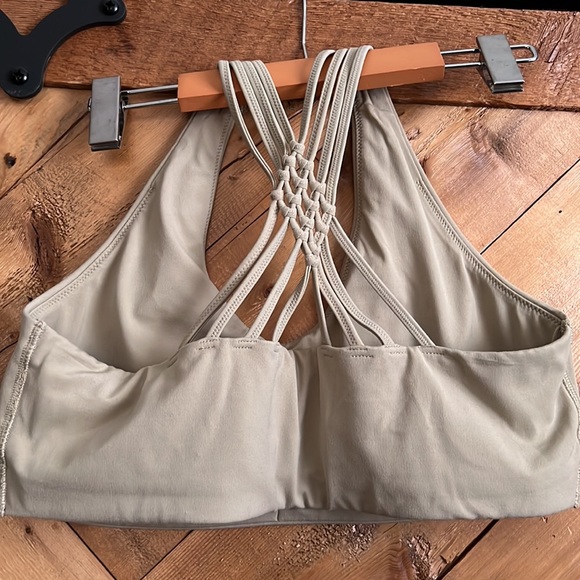 Aerie Offline medium support - Picture 2 of 3